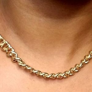 Womens fashion chain Necklace